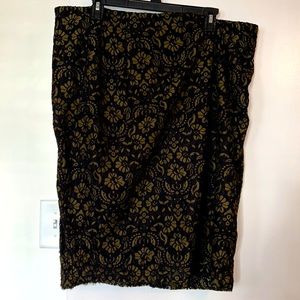 5 for $35 Sale: Lane Bryant Lace overlay skirt, size 20